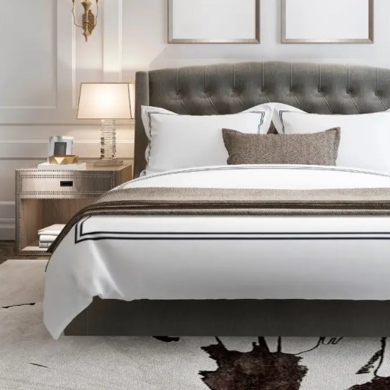 PIMA Baumwollsateen Bettwäsche mit 2-reihigen, marineblauen Randstreifen und 300 Fäden pro m2 -750TC-