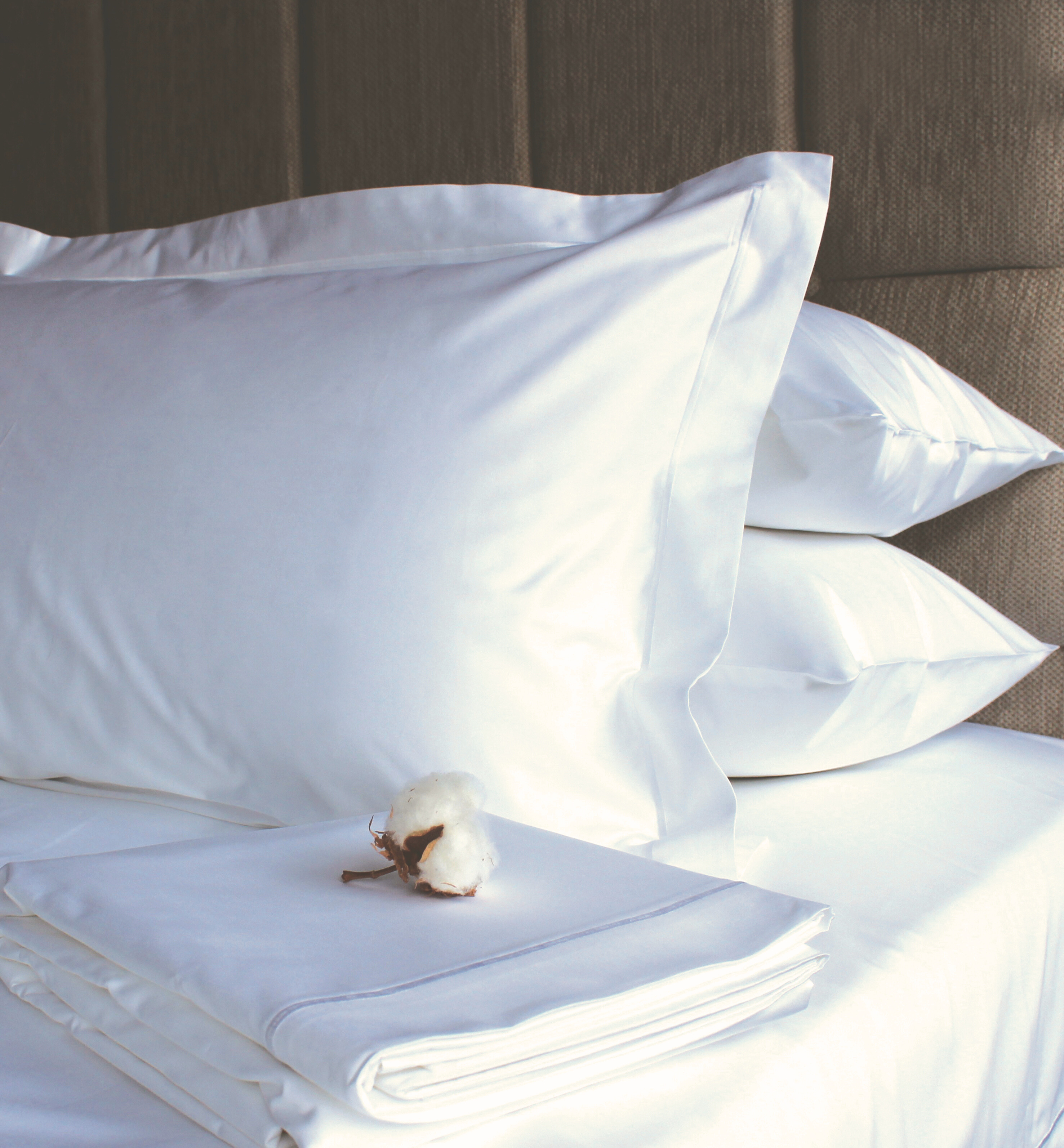 HOTELBETTWÄSCHE : weiß : Webdichte 160 -400TC- Fäden
